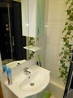 Apartments on Tolstogo 1