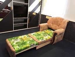 Apartments on Tolstogo 1