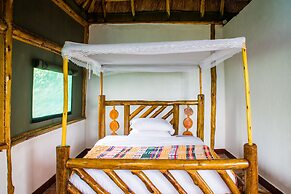 Queen Elizabeth Park View Tourist Lodge