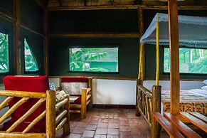 Queen Elizabeth Park View Tourist Lodge