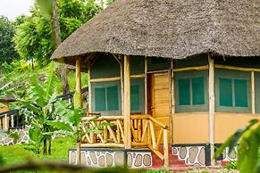 Queen Elizabeth Park View Tourist Lodge