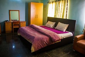 Lekki Hotel and Suites
