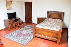 Grand Guest House