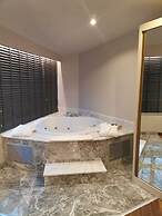 Golden Royal Hotel & Spa