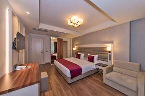 Golden Royal Hotel & Spa