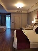 Golden Royal Hotel & Spa