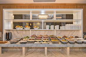 Golden Royal Hotel & Spa