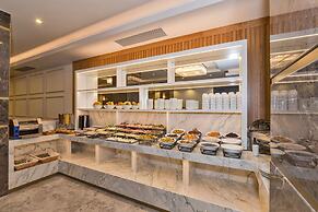 Golden Royal Hotel & Spa