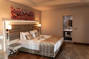 Golden Royal Hotel & Spa