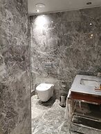 Golden Royal Hotel & Spa