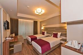 Golden Royal Hotel & Spa