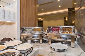 Golden Royal Hotel & Spa