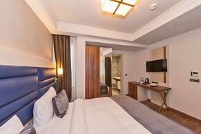 Golden Royal Hotel & Spa