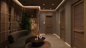 Golden Royal Hotel & Spa