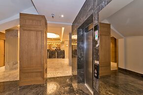 Golden Royal Hotel & Spa