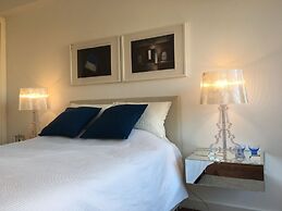 Lisbon Principe Real Luxe Flat