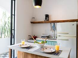 Plaza Royal Apartments