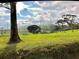 Nuwara Eliya Redrock Guest