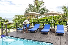 Nianna Coral Bay Deluxe Townhouse 1