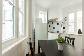 Romantic Rooftop 1BR in Alfama - Gonzalo's Guest