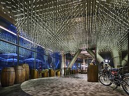 InterContinental Shanghai Wonderland by IHG