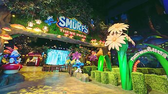 InterContinental Shanghai Wonderland by IHG