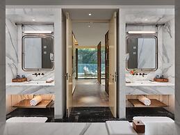 InterContinental Shanghai Wonderland by IHG