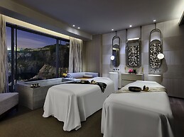 InterContinental Shanghai Wonderland by IHG