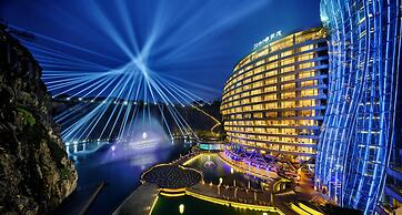 InterContinental Shanghai Wonderland by IHG