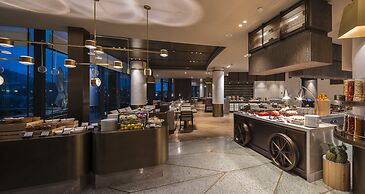 InterContinental Shanghai Wonderland by IHG