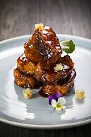 InterContinental Shanghai Wonderland by IHG