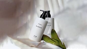 InterContinental Shanghai Wonderland by IHG