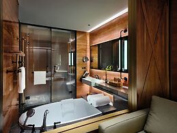 InterContinental Shanghai Wonderland by IHG