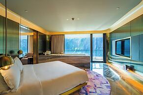 InterContinental Shanghai Wonderland by IHG