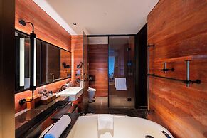 InterContinental Shanghai Wonderland by IHG