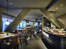 InterContinental Shanghai Wonderland by IHG