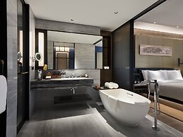 InterContinental Shanghai Wonderland by IHG