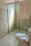 Central Palace Hotel