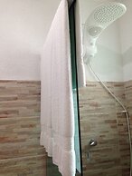 Central Palace Hotel