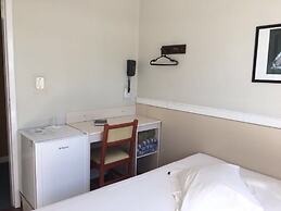 Central Palace Hotel