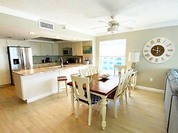 Sea Oats Beach Resort by Liberte