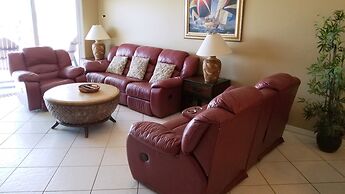 Sea Oats Beach Resort by Liberte