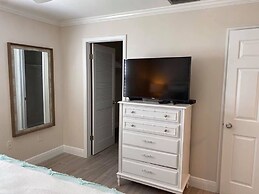 Sea Oats Beach Resort by Liberte