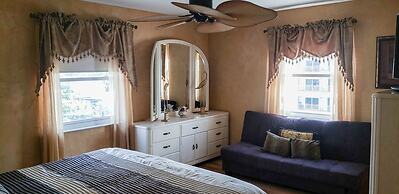 Sea Oats Beach Resort by Liberte