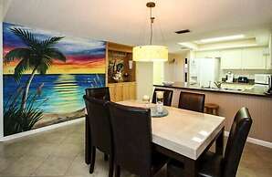 Sea Oats Beach Resort by Liberte