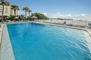 Sea Oats Beach Resort by Liberte