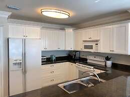 Sea Oats Beach Resort by Liberte