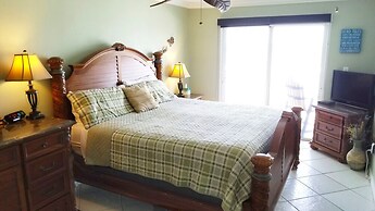 Sea Oats Beach Resort by Liberte