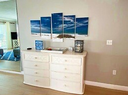 Sea Oats Beach Resort by Liberte