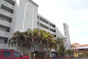 Sea Oats Beach Resort by Liberte